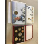 Gold And Jubilee 5 Pound Coin Roya Beasts 1 Pound Coin Boxed Royal Mint 1996 Proof Collection