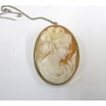 9ctt Gold Mounted Cameo Brooch Weight 11g