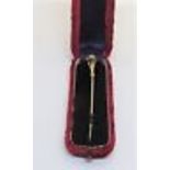 Victorian boxed 15ct Gold & Diamond Claw Stick Pin