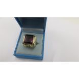 14ct Gold Amethyst Stone Set Ring weight 8.7 grams