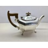 Silver Tea Pot Sheffeild Silver Hallmarks total weight 592g