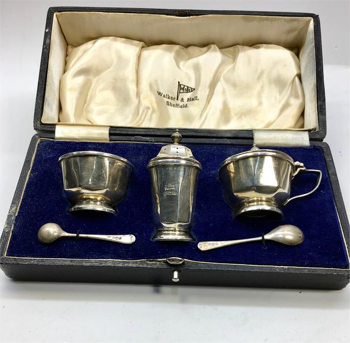 Walker & Hall Silver Cruet Set