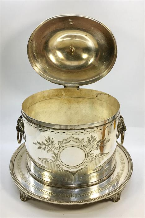 Silver plated Biscuit Box Lion Handles measures approx 8ins tall - Image 2 of 3