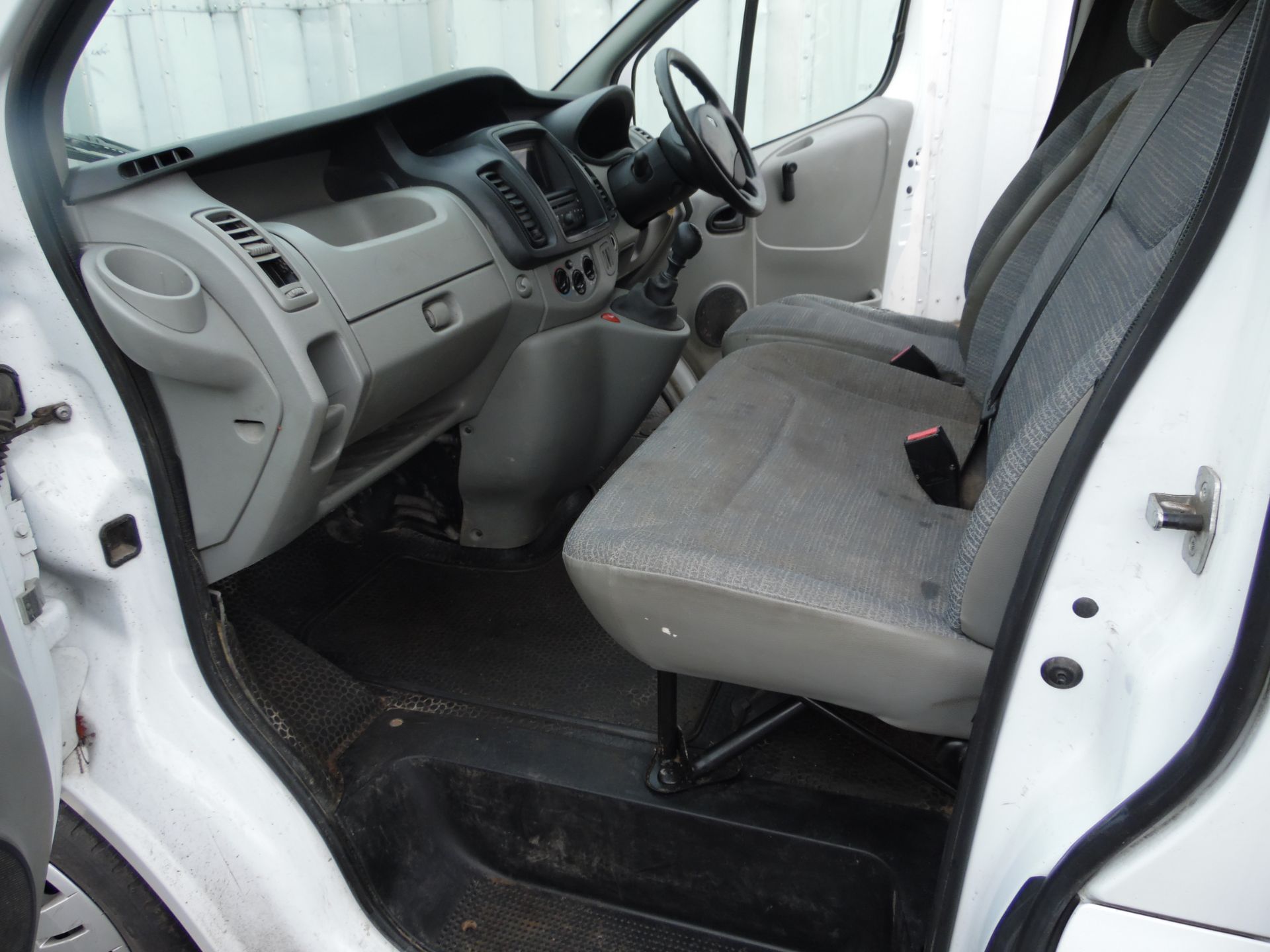 2011 RENAULT TRAFIC LL29 DCI 115 CREW VAN - Image 10 of 12