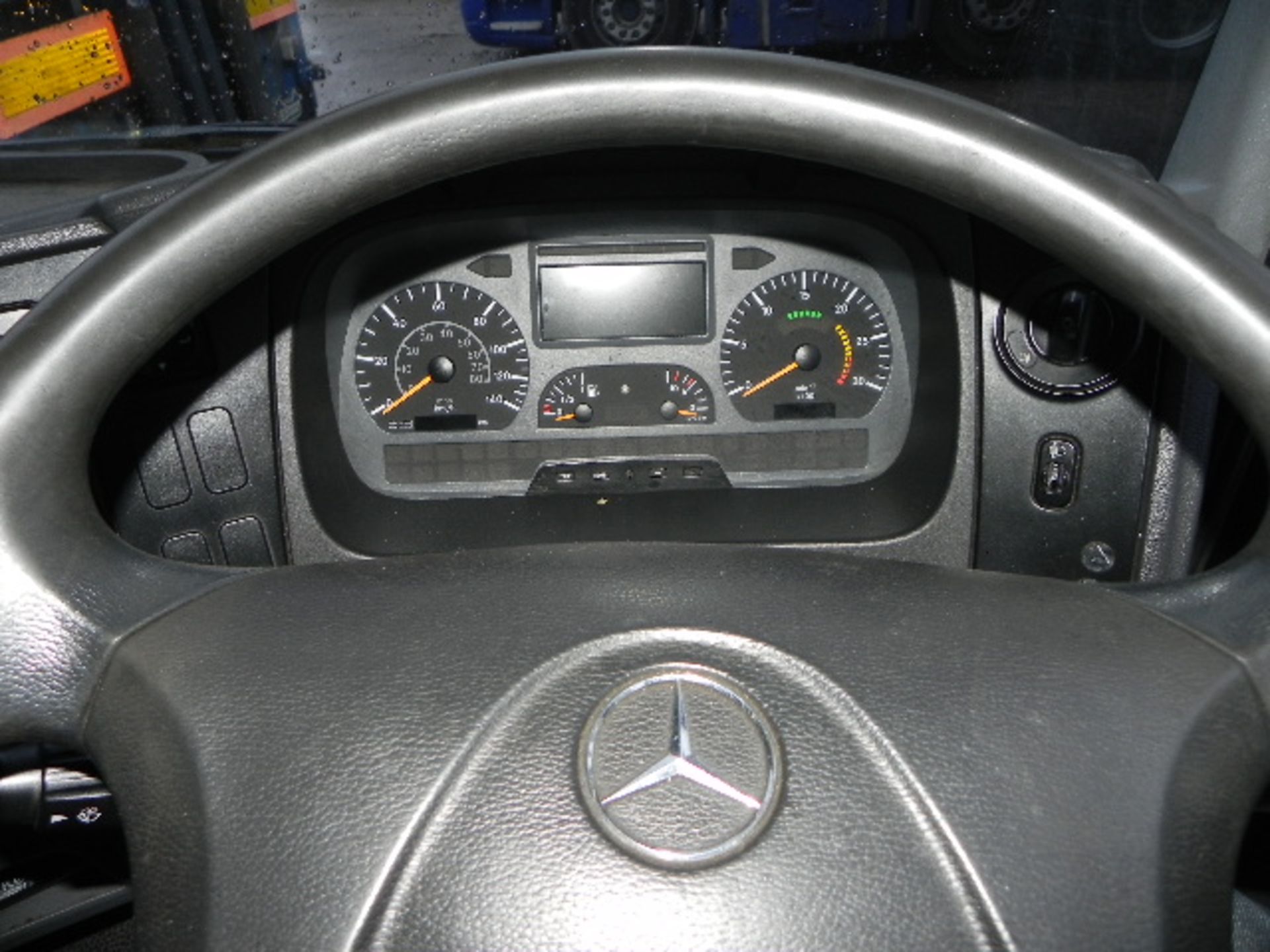 2007 MERCEDES 816 CURTAIN SIDER - Image 3 of 19