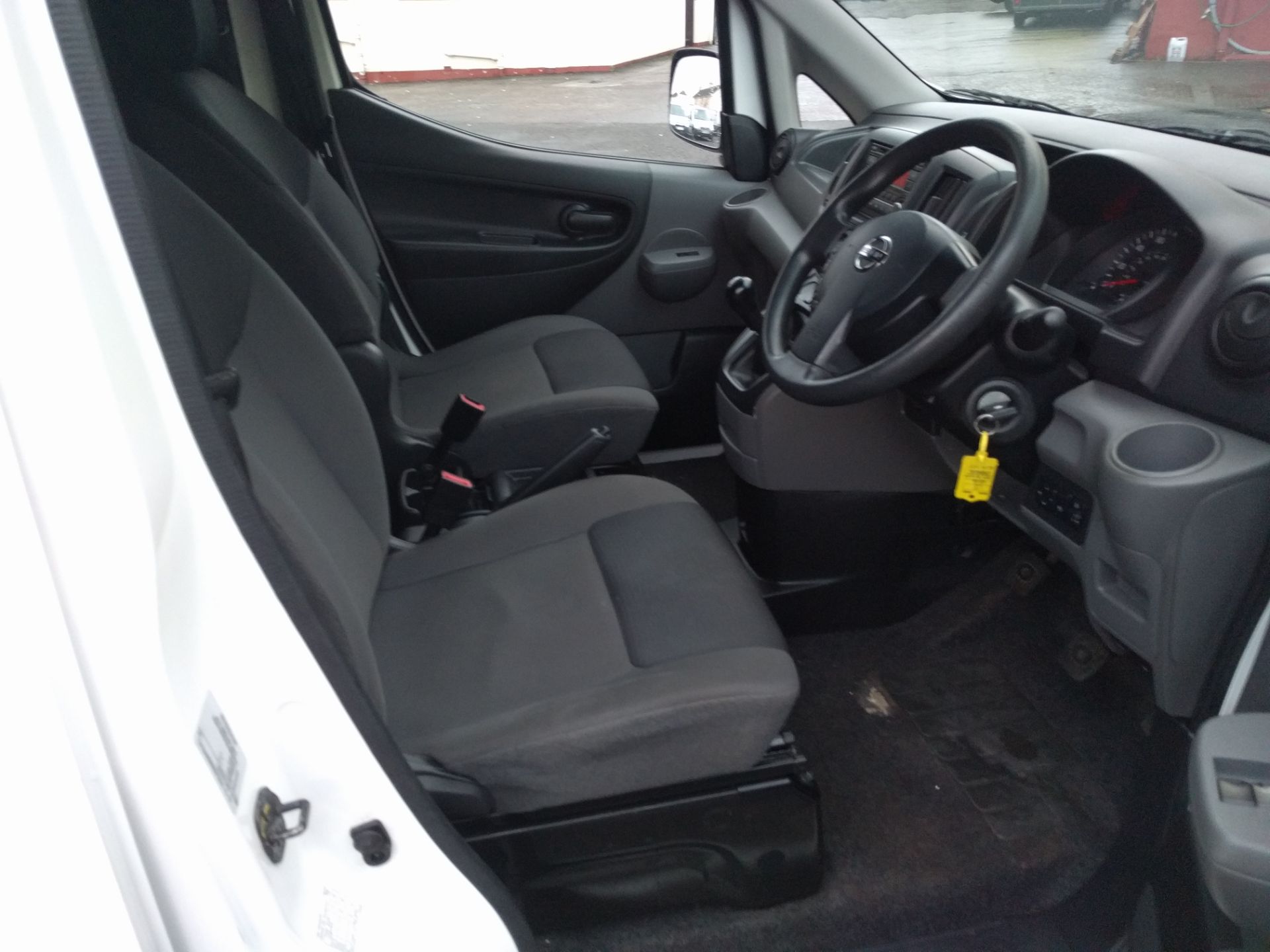 2013 NISSAN NV200 SE DCI PANEL VAN - Image 8 of 11