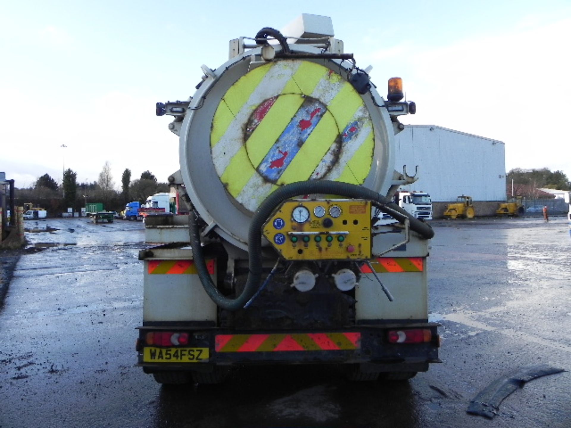 2004 DAF 55-220 VACUUM TANKER - Image 12 of 18