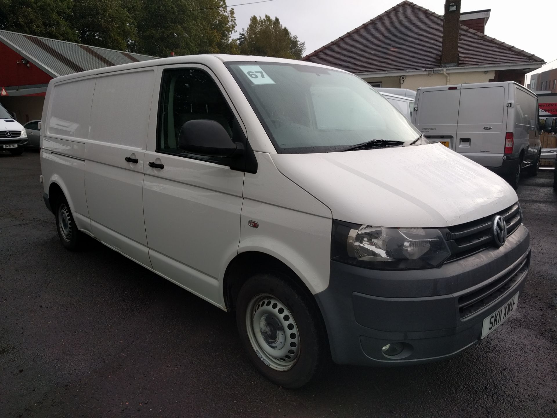 2011 VOLKSWAGEN TRANSPORTER T30 TDI 140 LWB PANEL VAN - Image 3 of 11