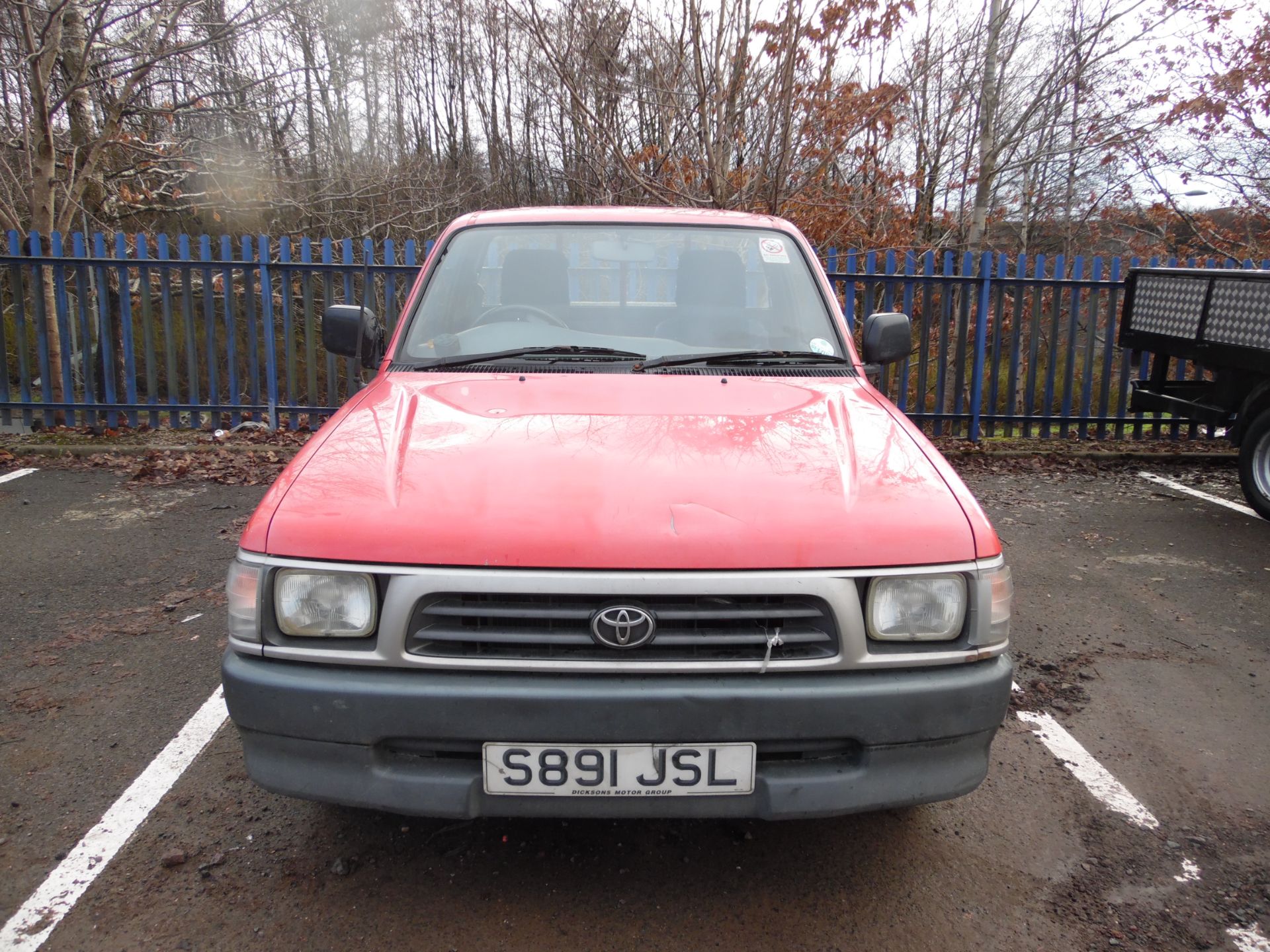 1999 TOYOTA HI LUX 2.4D 4X2 PICK UP - Image 4 of 11