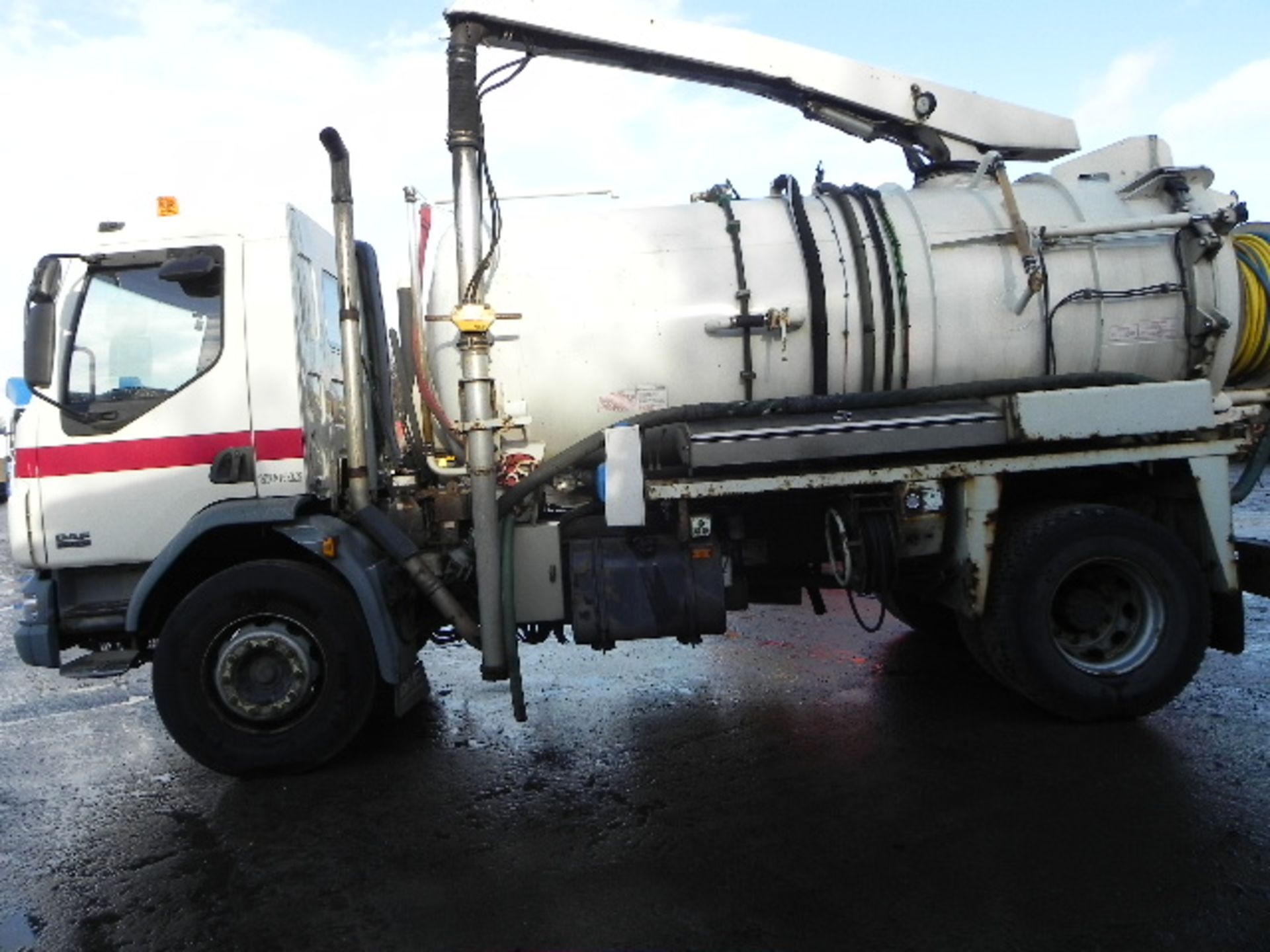 2004 DAF 55-220 VACUUM TANKER - Image 16 of 18