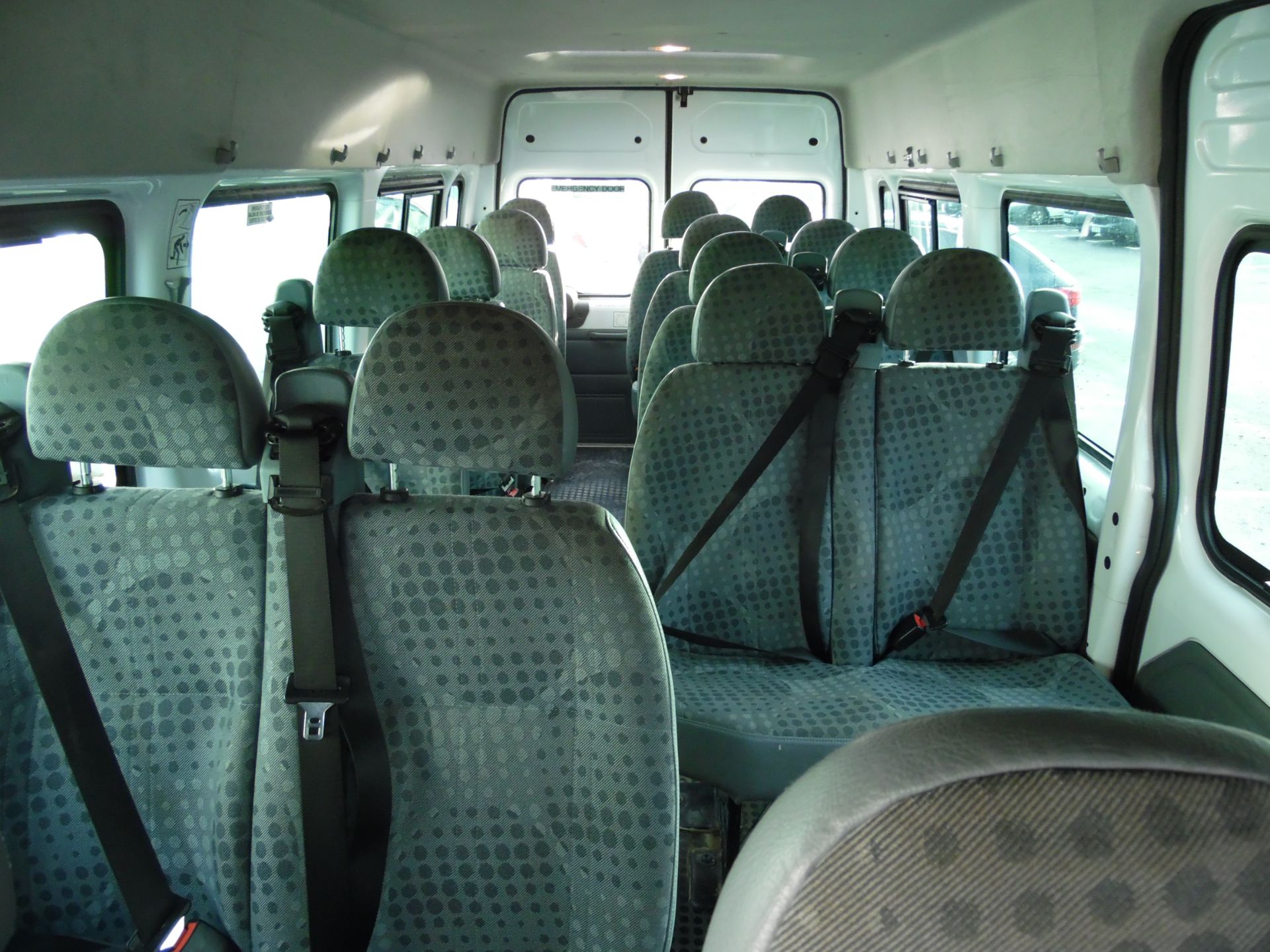 2012 FORD TRANSIT T430/135 17 SEAT MINIBUS - Image 9 of 12