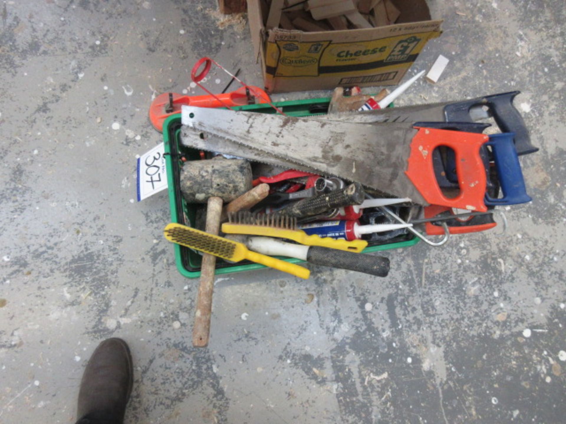 A quantity of assorted hand tools as lotted