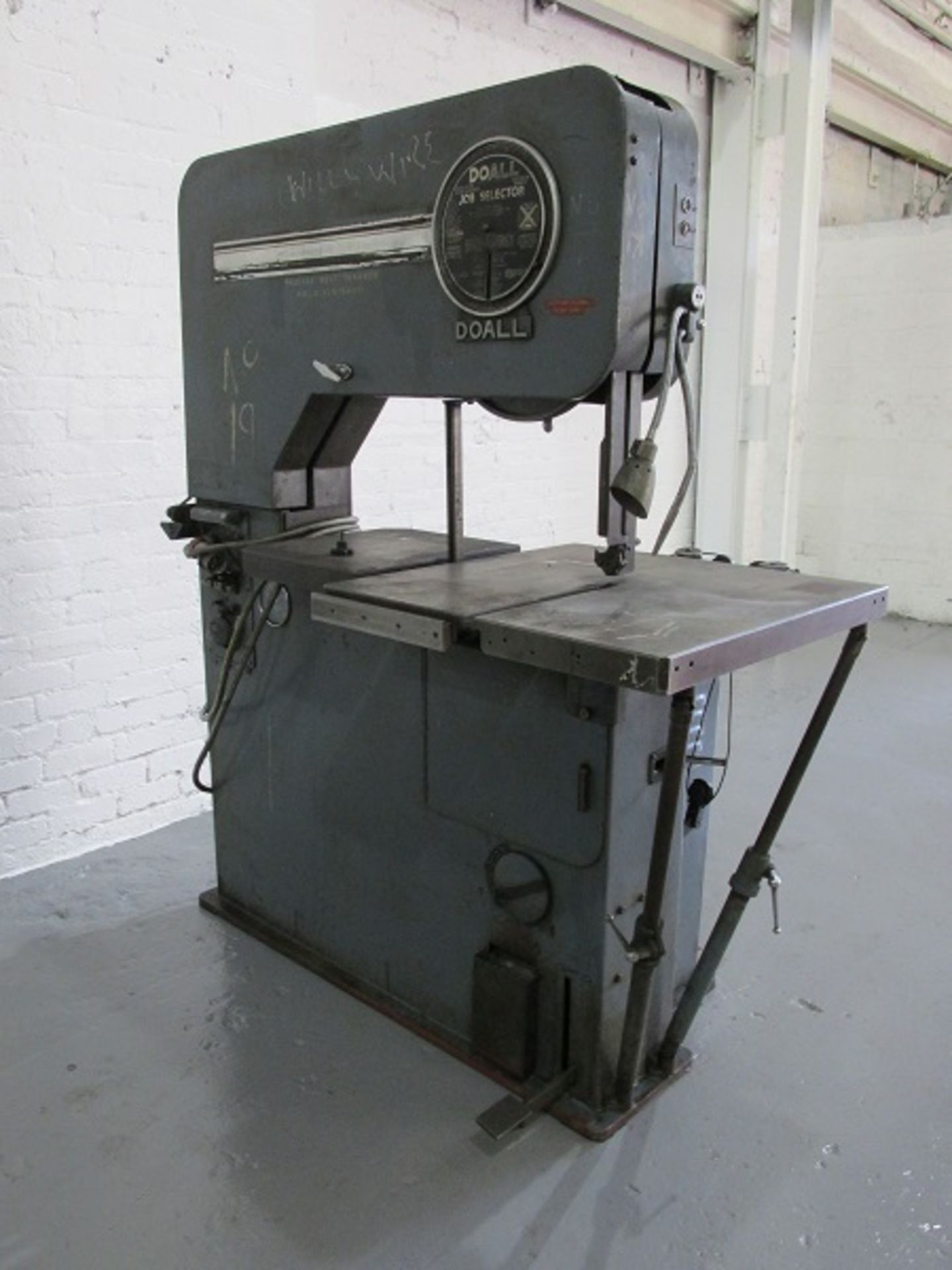 Doall Twin Table Vertical Bandsaw