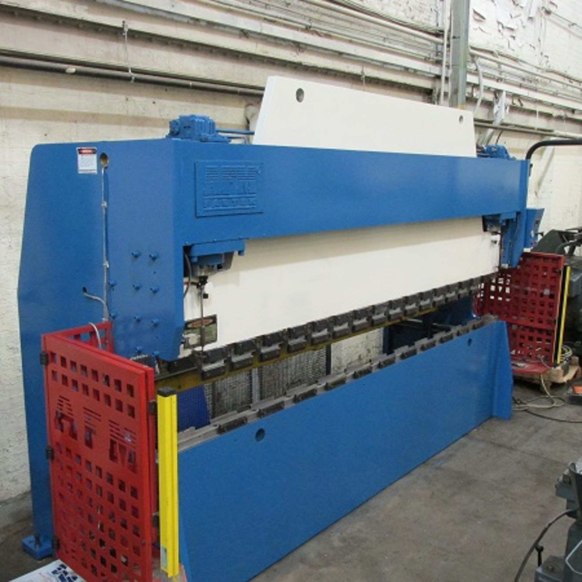 AFM Fabtek Hydraulic CNC Pressbrake - Image 3 of 11