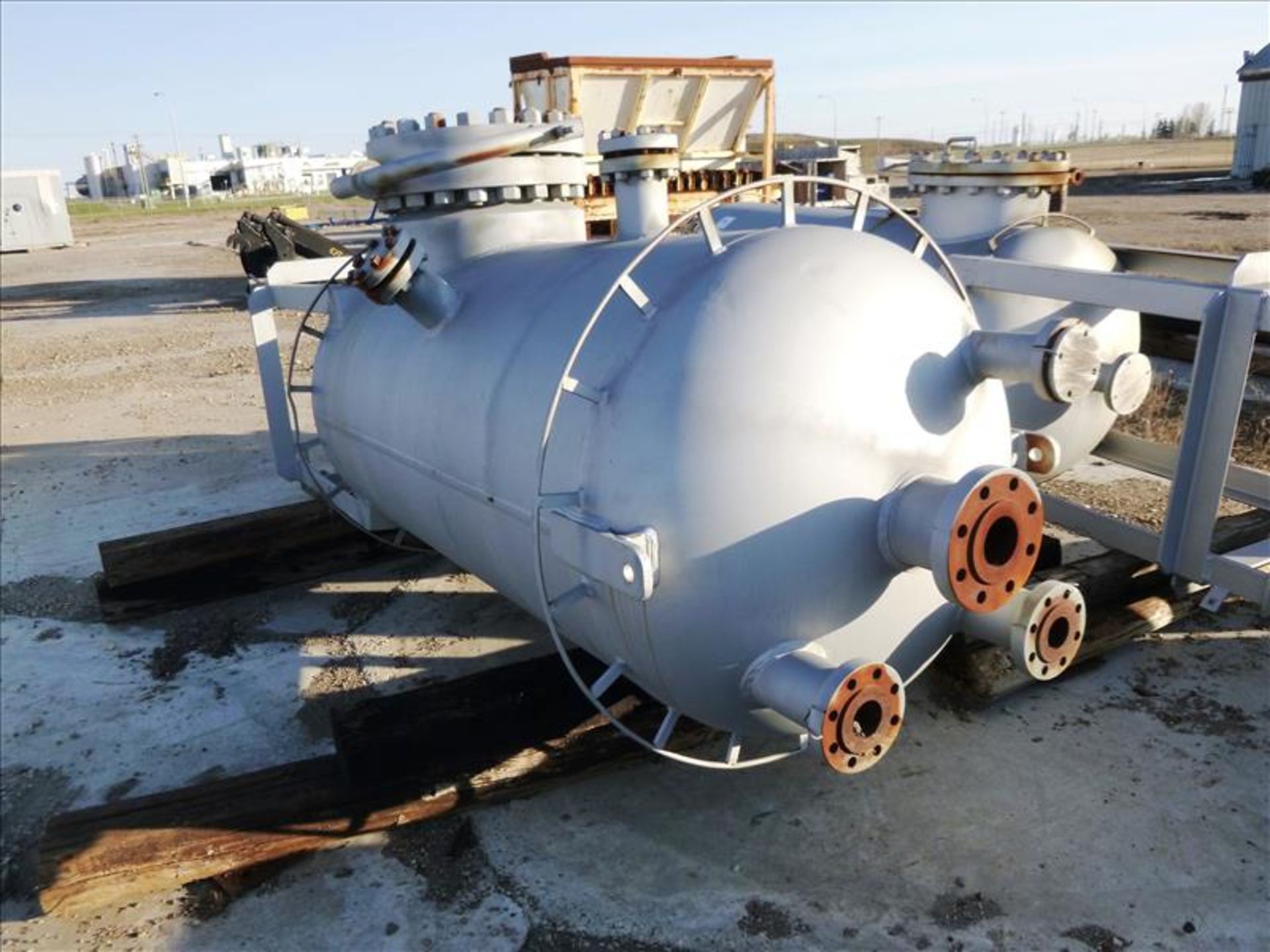 400 # Steam Flash Tank, Vertical pressure vessel, ser. No. S8-3770 (2009) c/w 57" legs, Volume - - Image 4 of 5