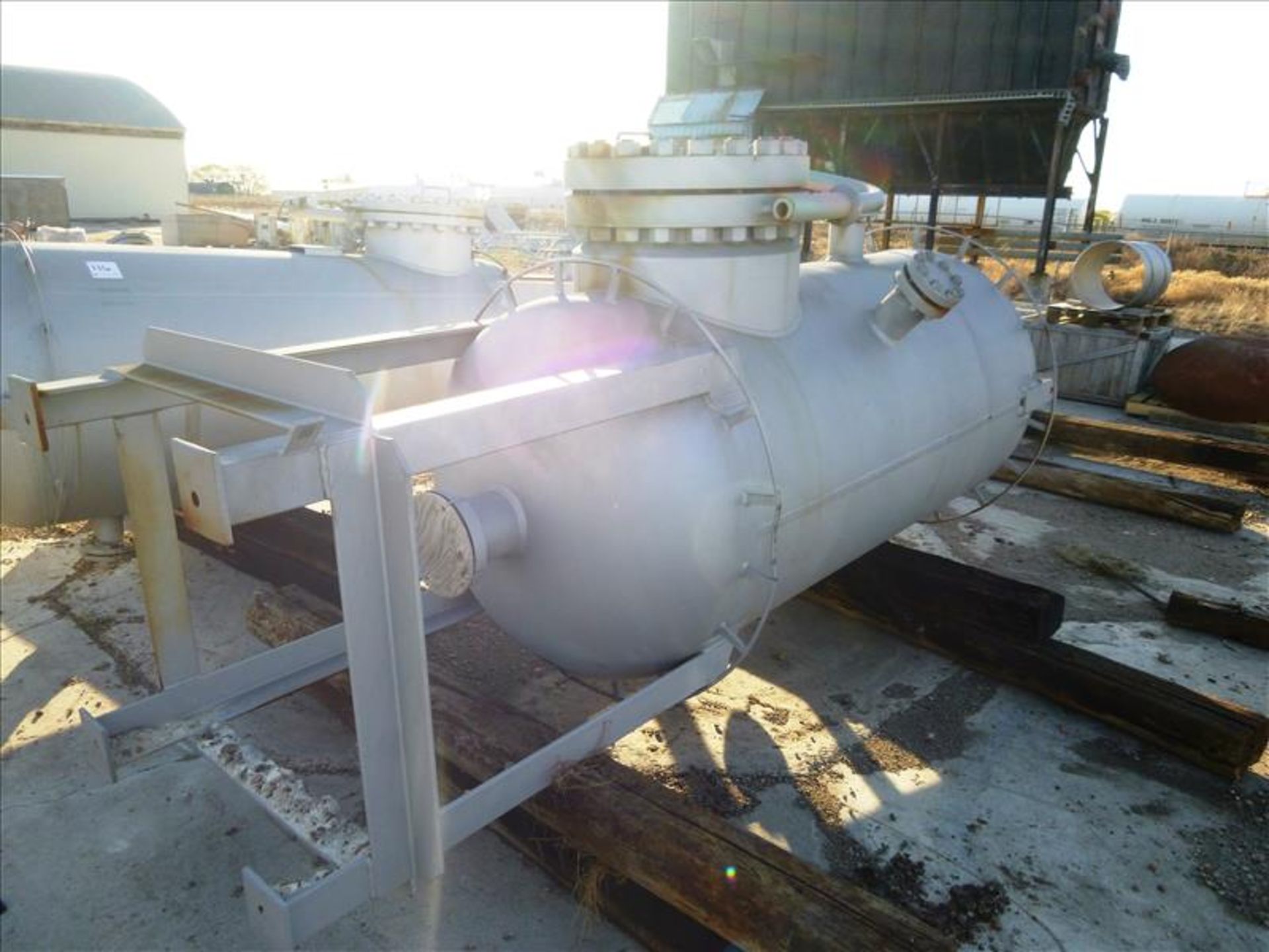 400 # Steam Flash Tank, Vertical pressure vessel, ser. No. S8-3770 (2009) c/w 57" legs, Volume - - Image 2 of 5