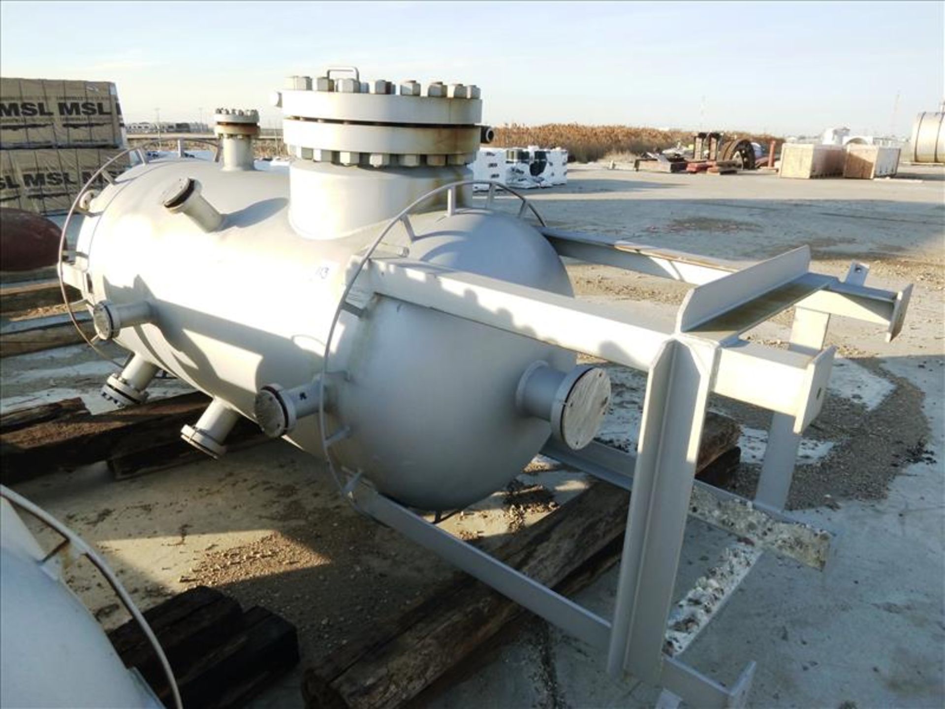 400 # Steam Flash Tank, Vertical pressure vessel, ser. No. S8-3770 (2009) c/w 57" legs, Volume -