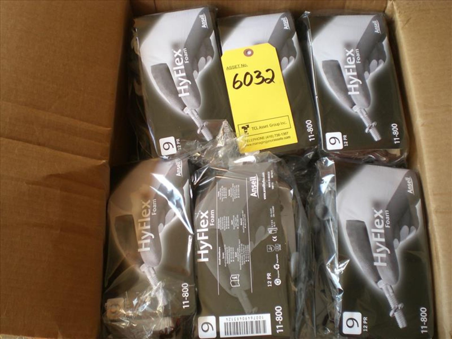 [6032] (2500) GLOVE NITRIL PALM MEDIUM HYFLEX 11-800-9/10 NEW [LD2B/SC74B]