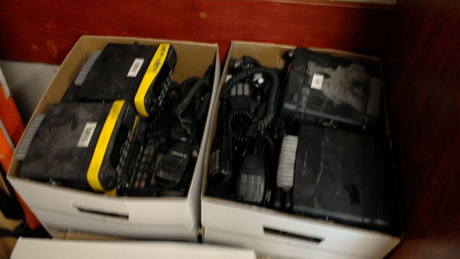 (approx.. 120) Motorola CB radios - Image 2 of 2