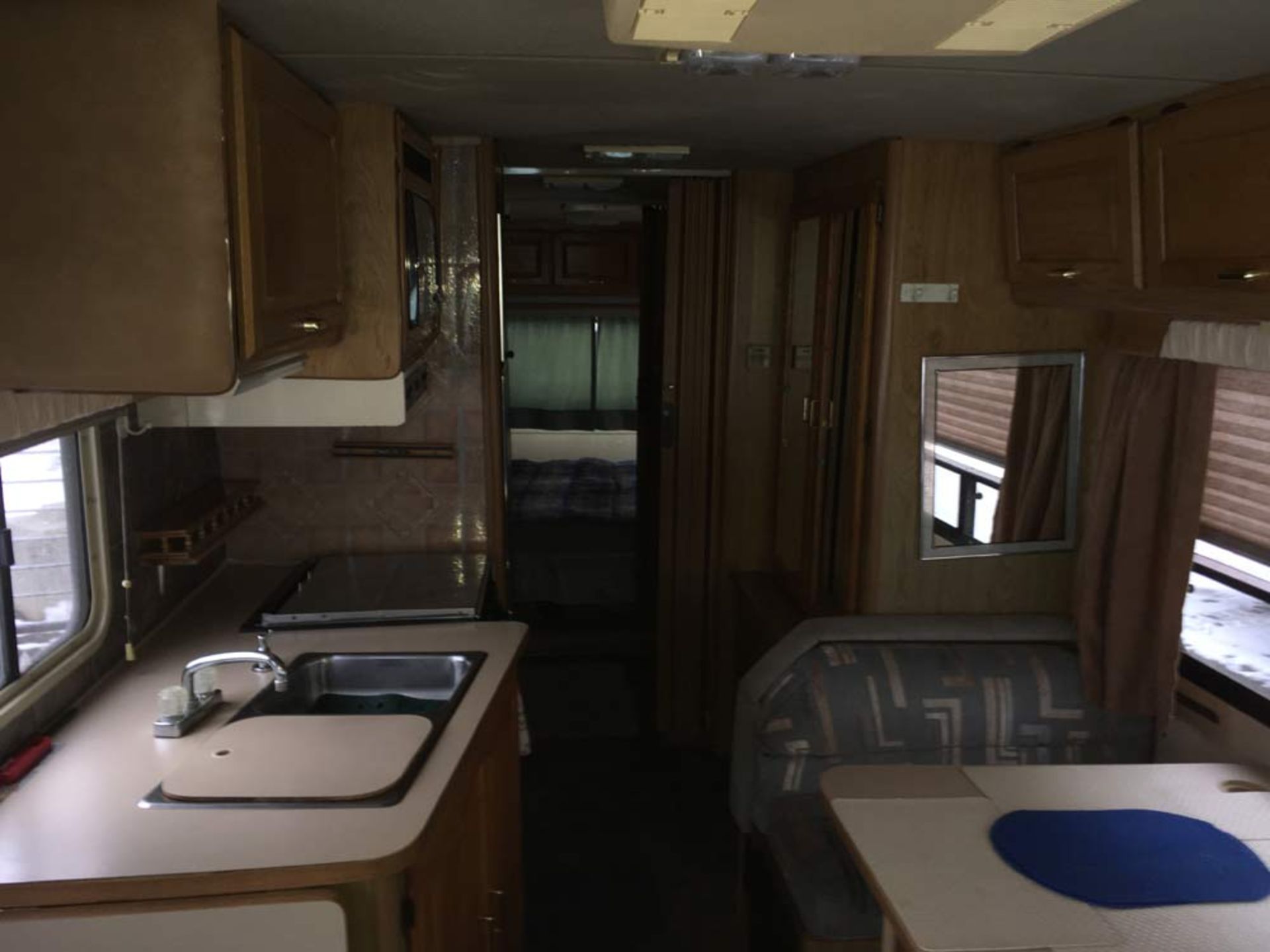 1988 Winnebago 36 ft Motor Home - Image 5 of 8