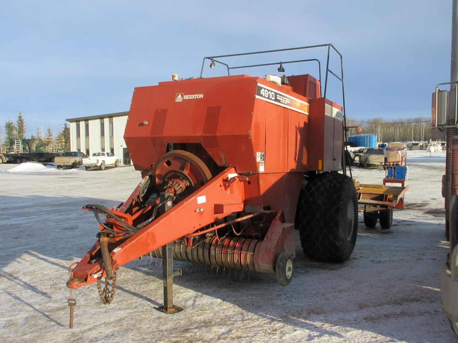 Hesston 4910 Big Square Baler