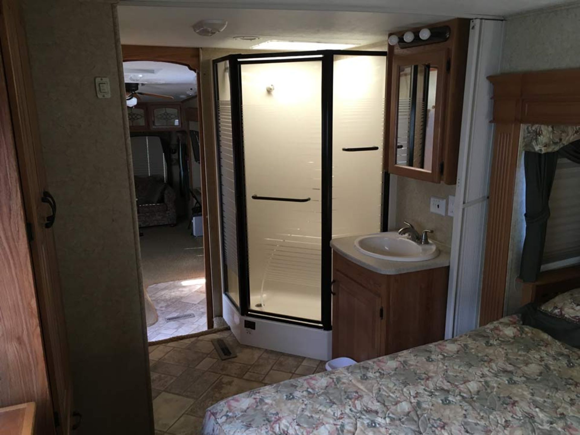 2008 Jayco Designer 36 ft T/A G/N Travel Trailer - Image 6 of 9