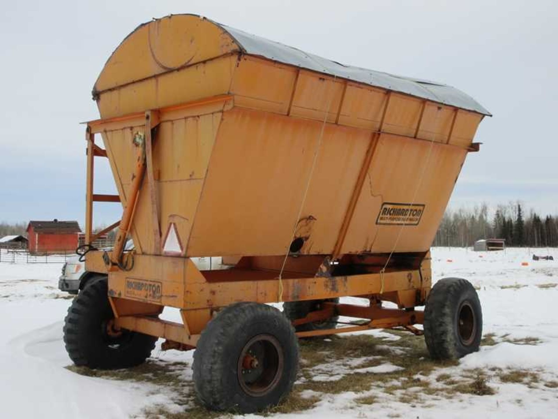 Richardson 1400 High Dump Silage Wagon - Image 3 of 4