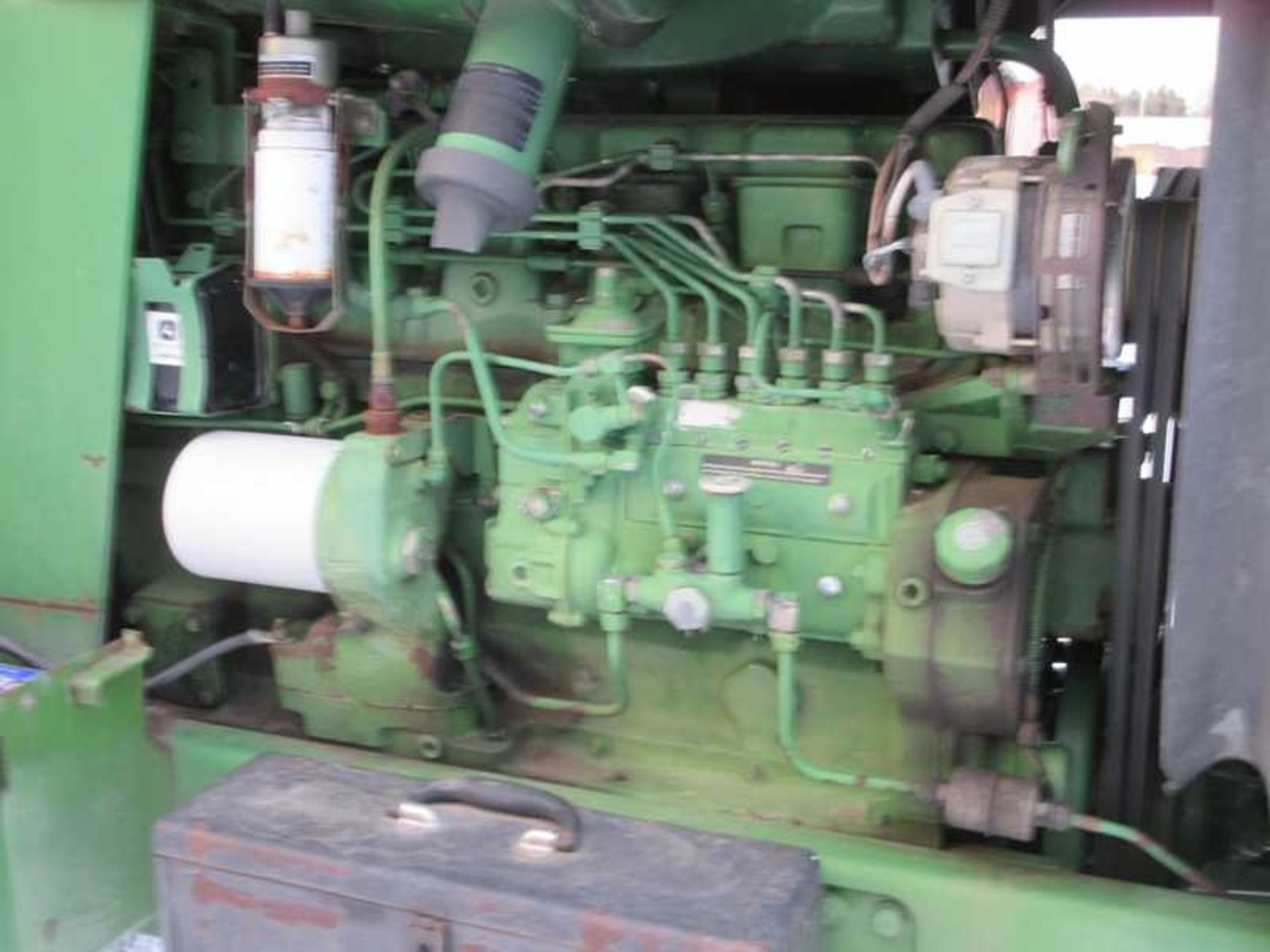 John Deere 4650 2WD Field Tractor - Image 7 of 9