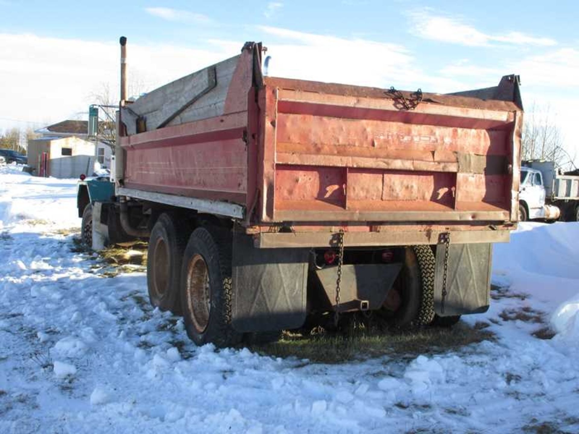 1962 Kenworth L923 T/A Gravel Truck - Image 3 of 9