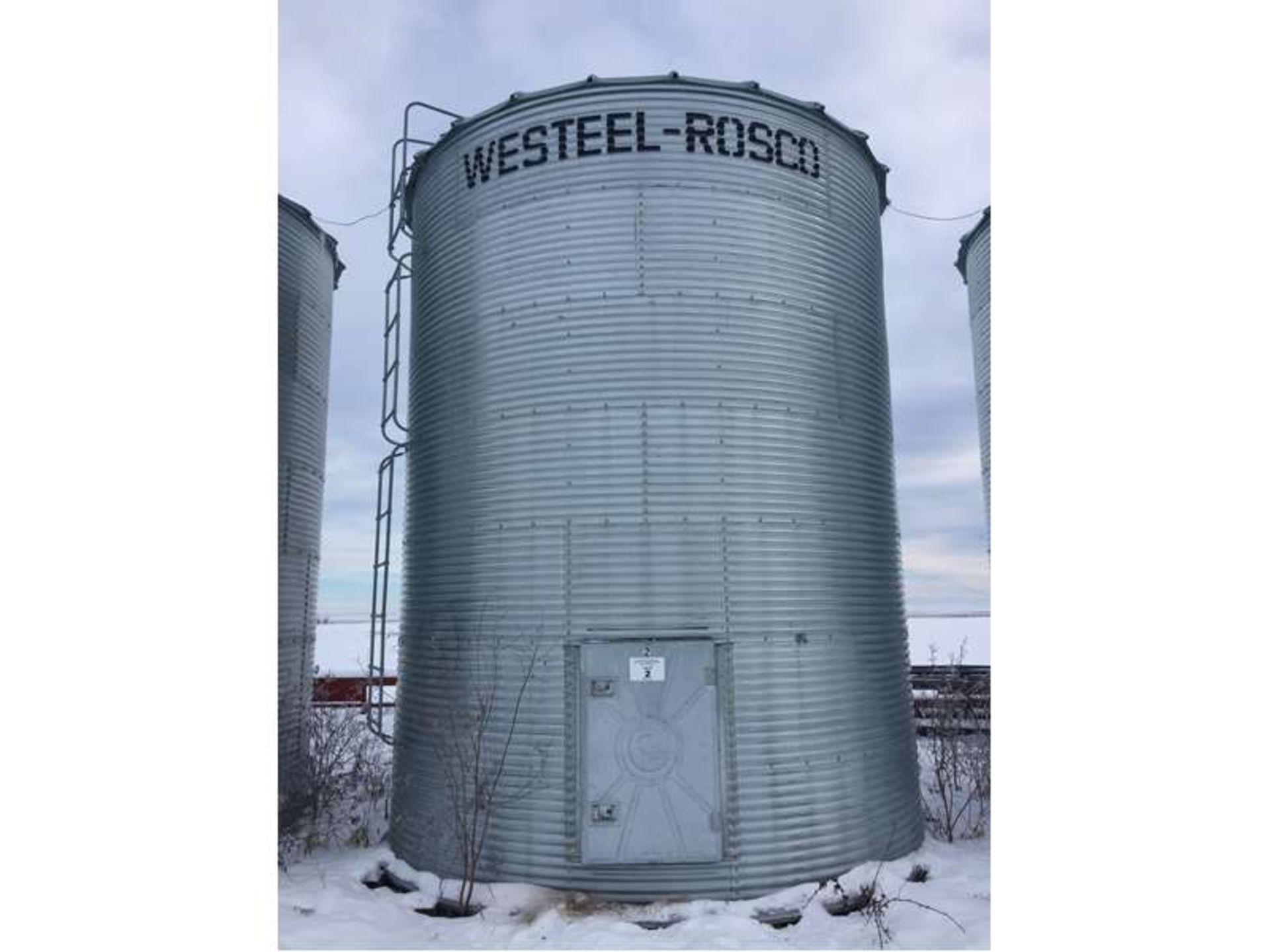 2002 Westeel Rosco 14 ft 7 Ring Flat Bottom Grain Bin