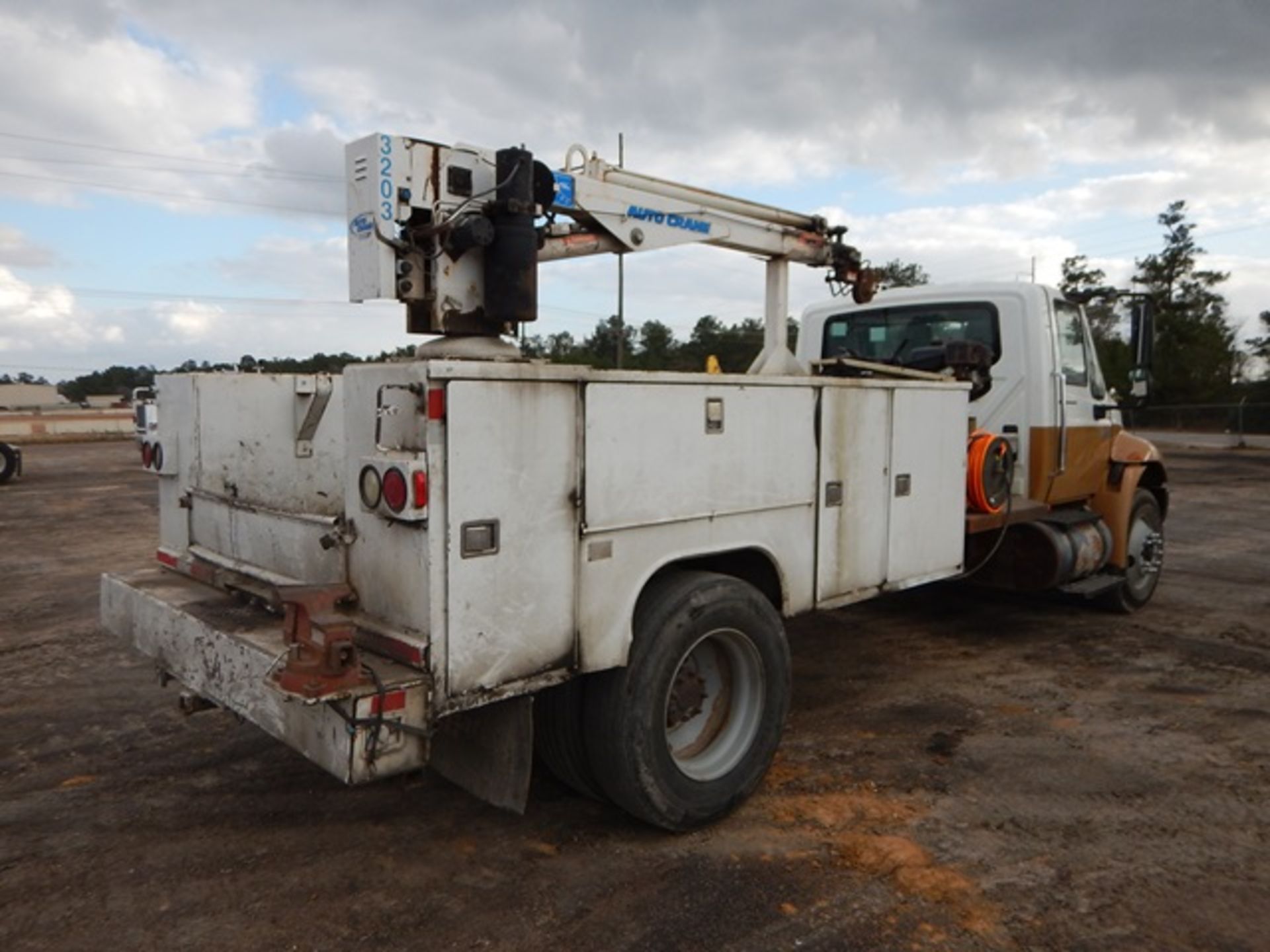 2007 INTERNATIONAL 4200 MECHANICS TRUCK - Image 5 of 38