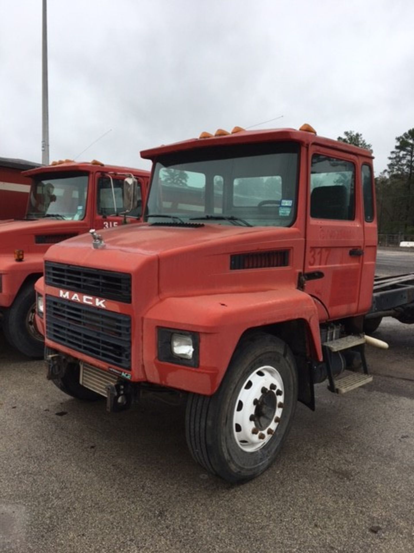 1999 MACK CS200P TRUCK TRACTOR