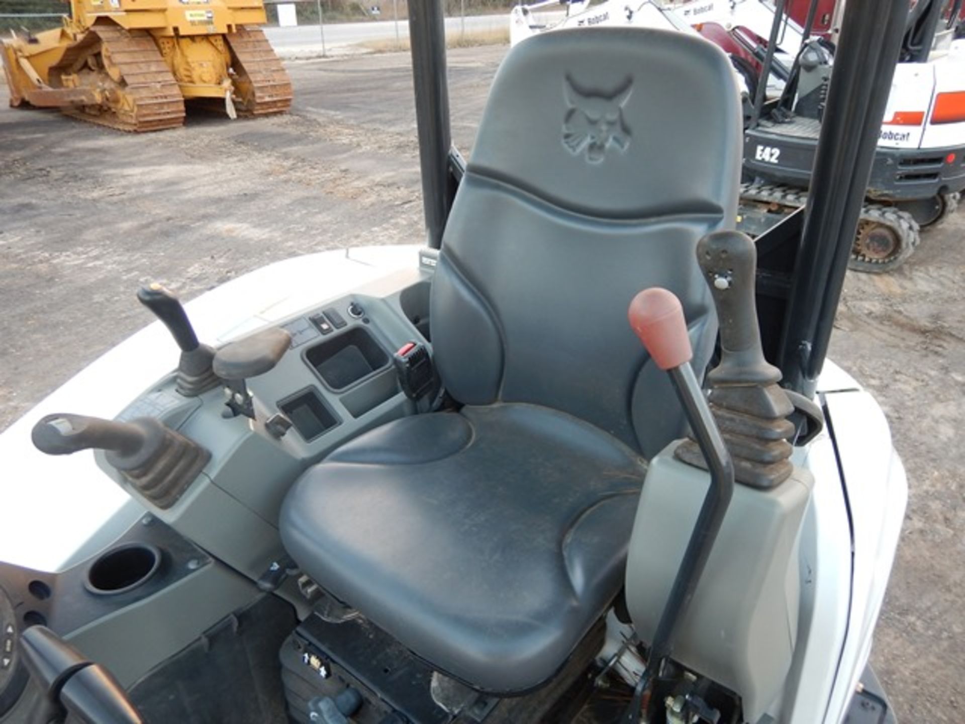 2015 BOBCAT E42-U MINI EXCAVATOR - Image 13 of 28