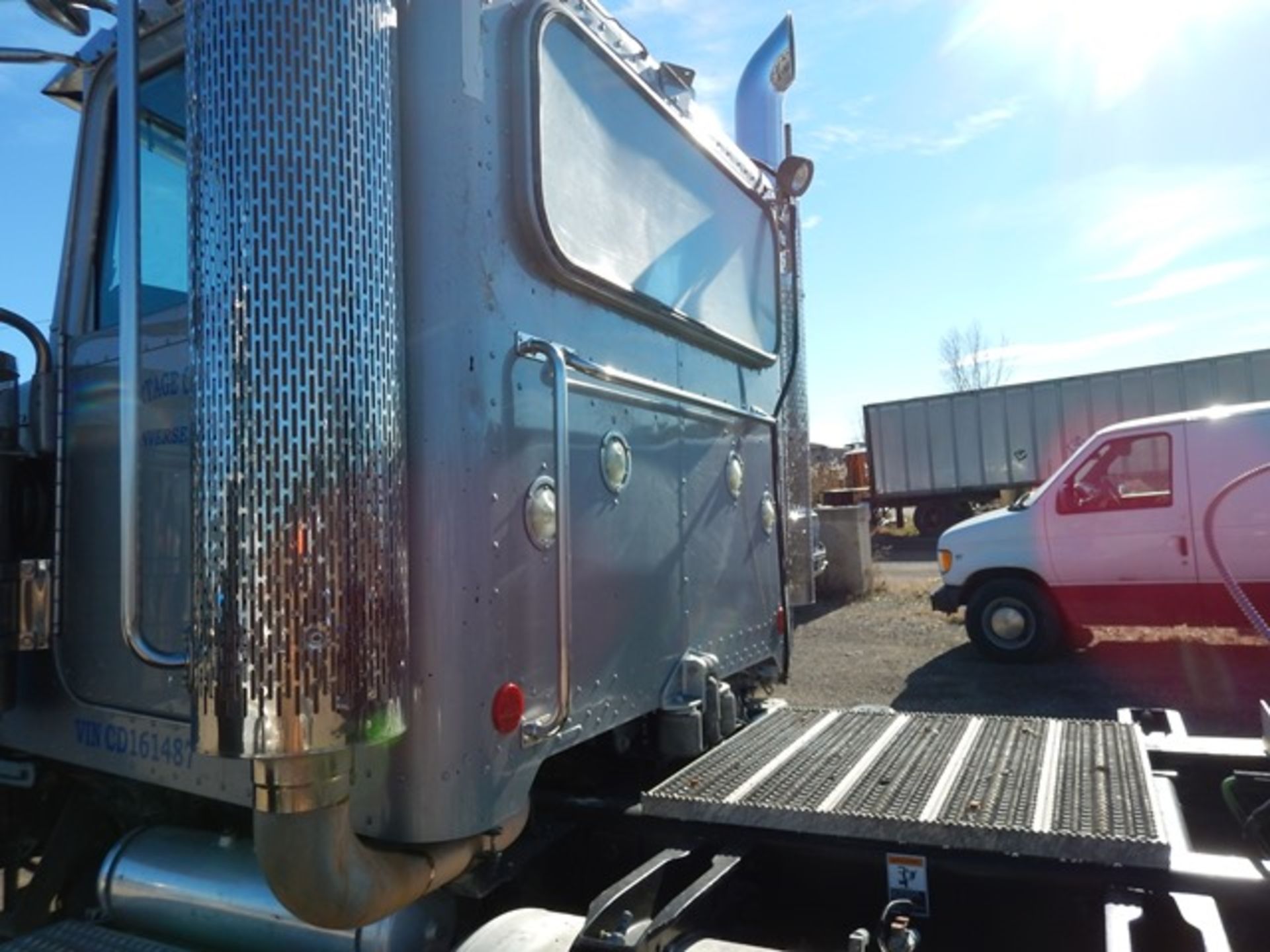 2012 PETERBILT 388 TRUCK TRACTOR - Image 26 of 36