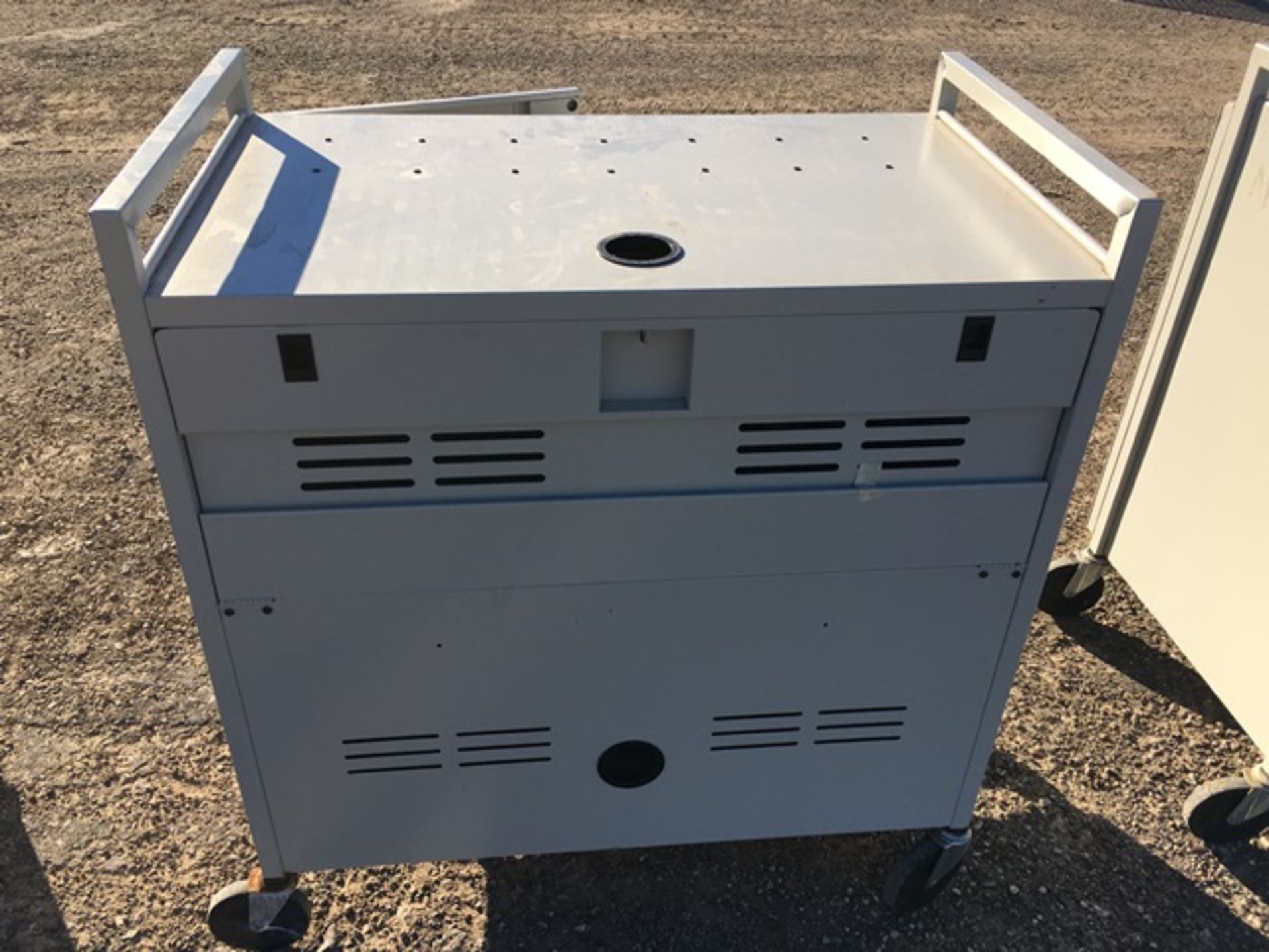 ROLLING TOOL CABINET - Image 3 of 3