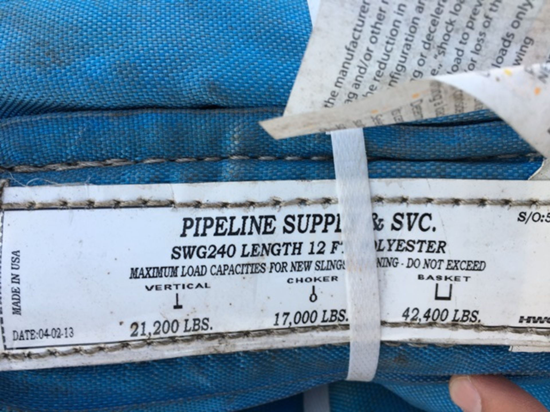 MISC QTY OF WELDING RODS, 12' 21,200 LB VERTICAL NYLON SLINGS - Image 6 of 6