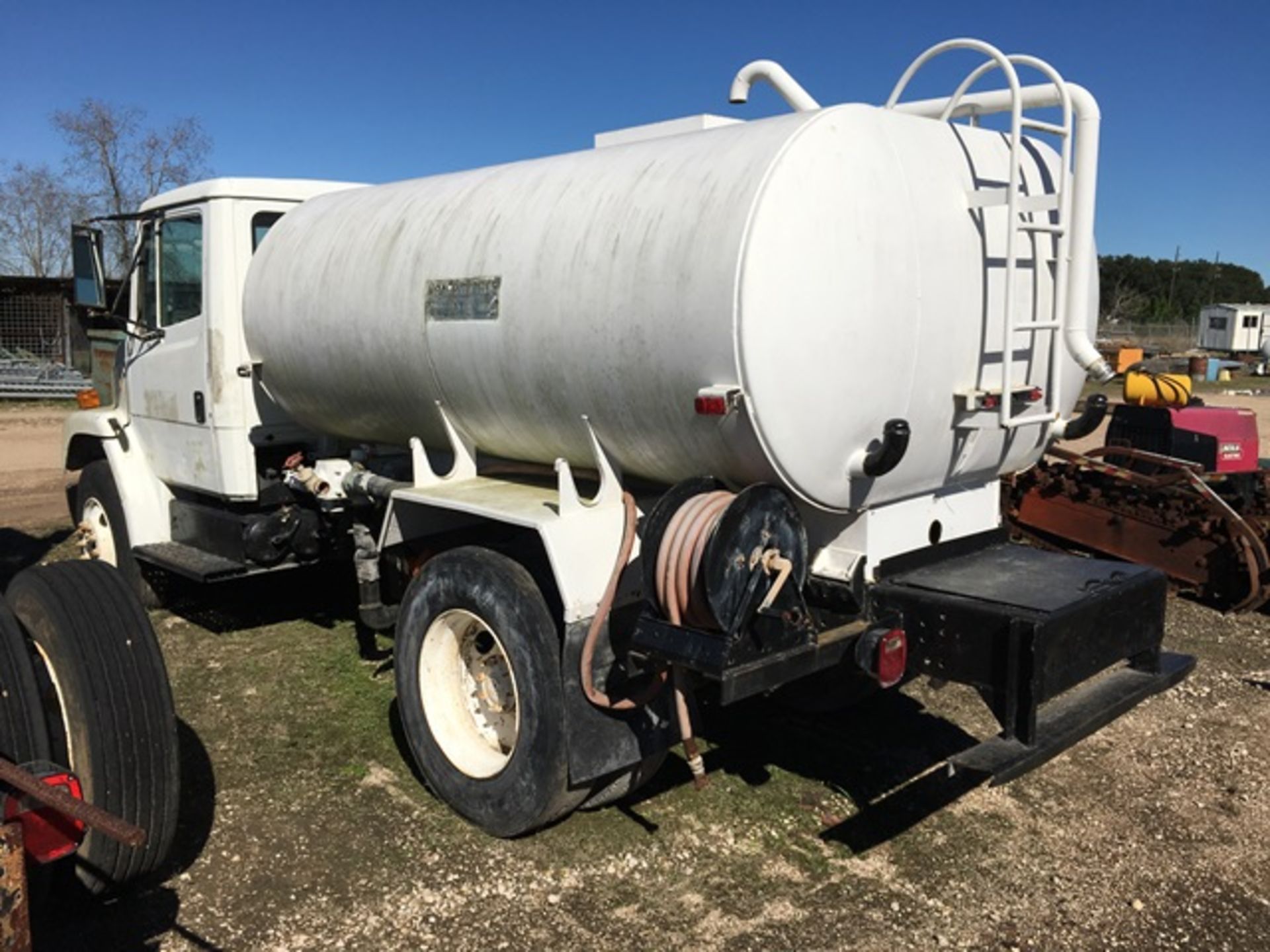 1999 FREIGHTLINER WATER TRUCK - Image 4 of 14