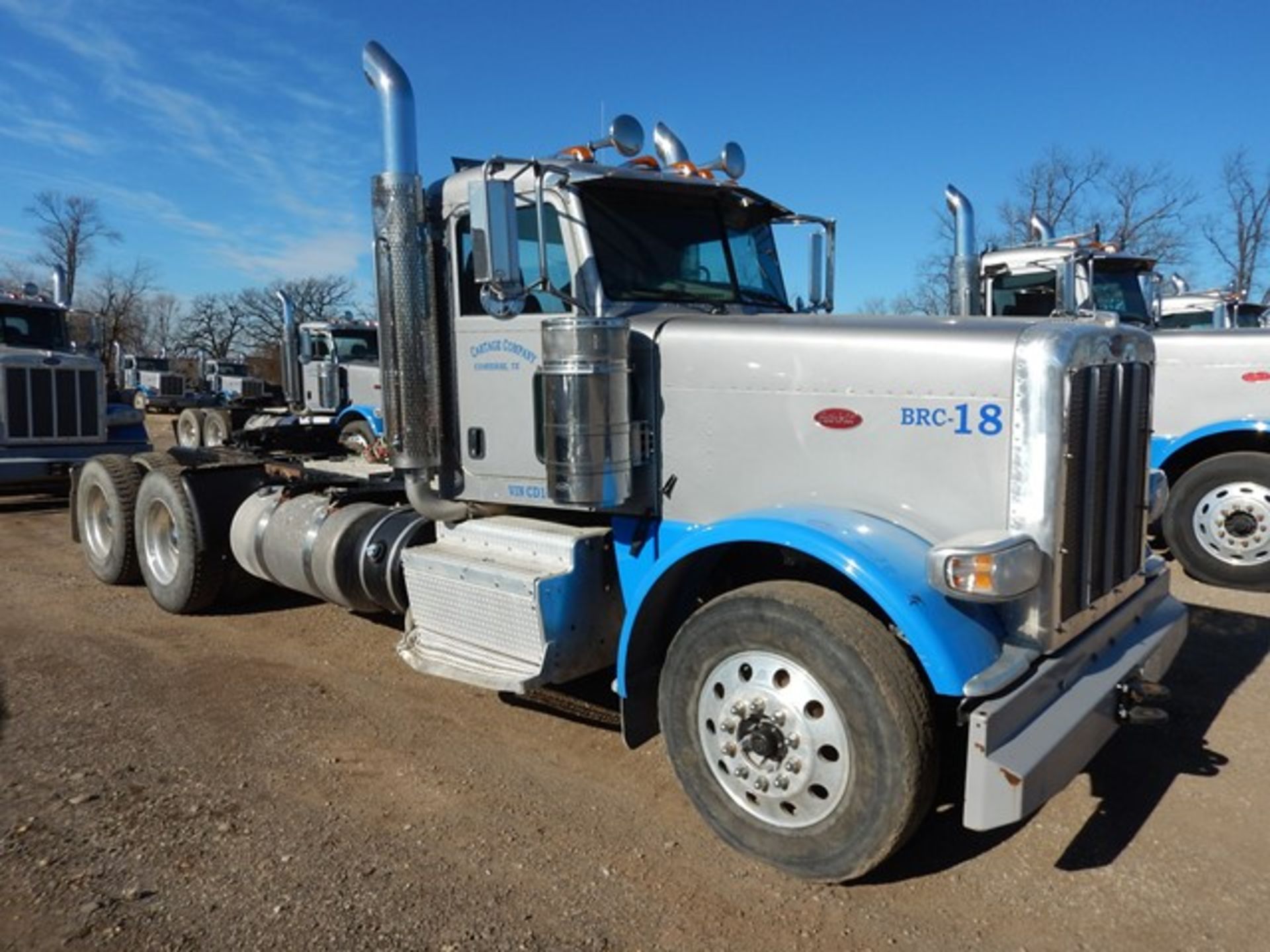 2012 PETERBILT 388 TRUCK TRACTOR - Image 5 of 36