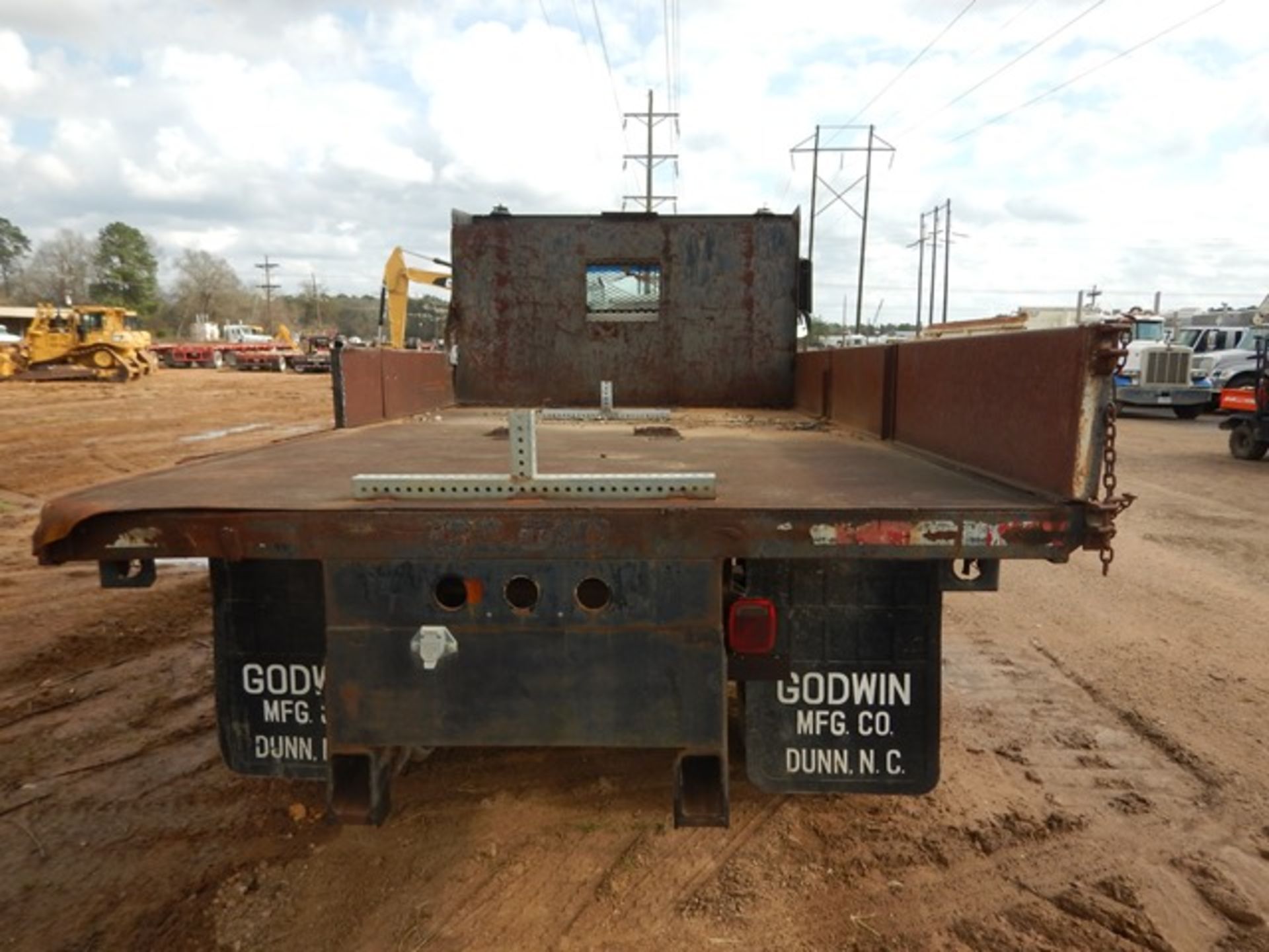 1990 GMC TOPKICK FLATBED TRUCK - Image 4 of 15