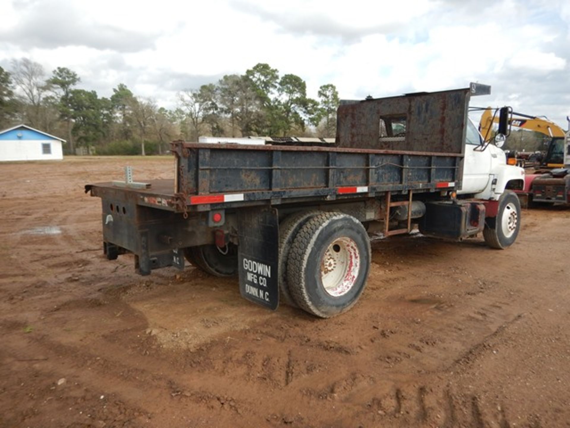 1990 GMC TOPKICK FLATBED TRUCK - Image 5 of 15