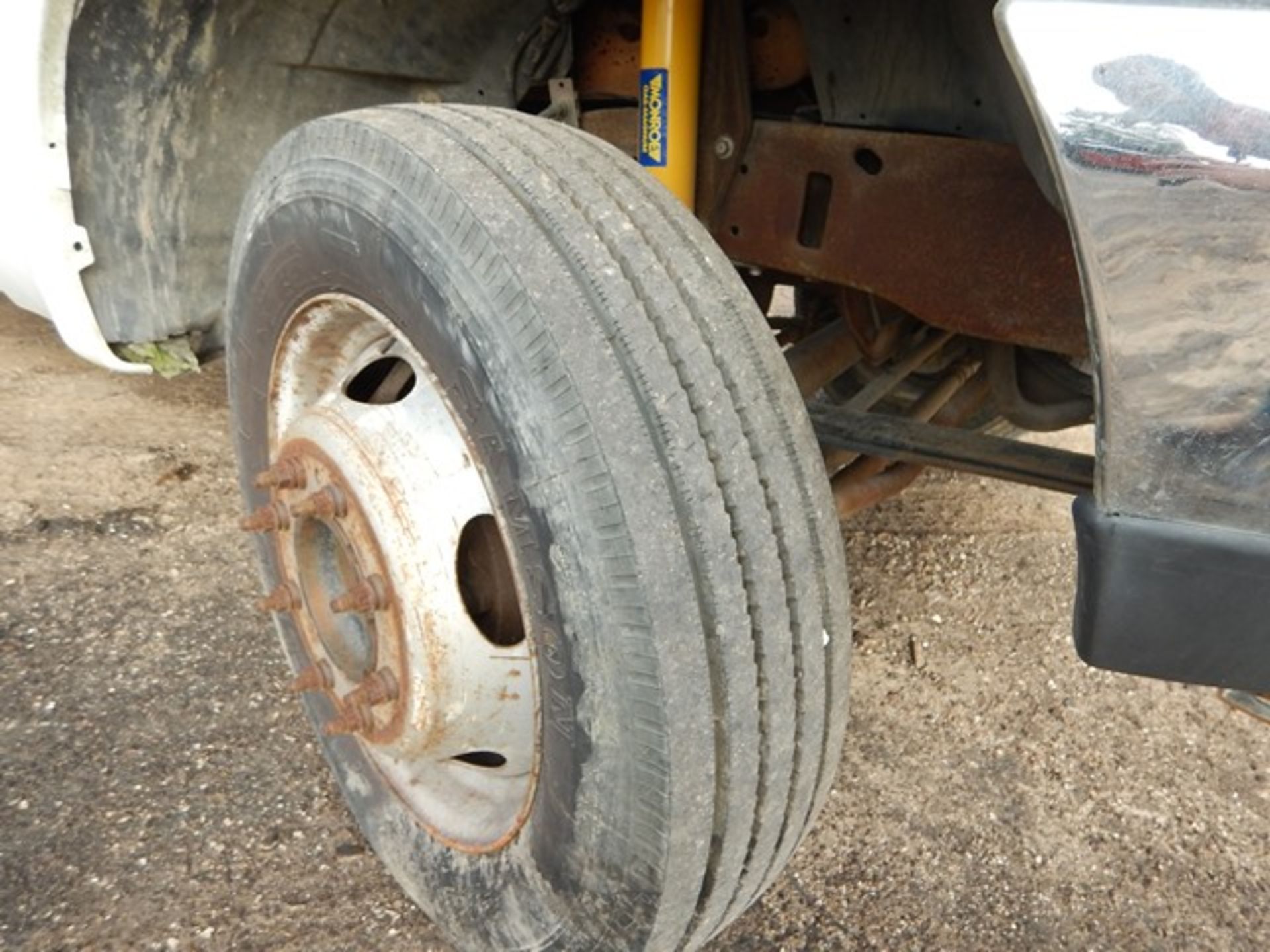 2001 FORD F-350 XLT SUPERDUTY FLATBED TRUCK - Image 21 of 24