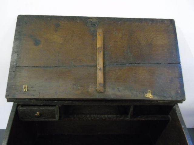 Antique carved oak clerks desk - Image 2 of 2