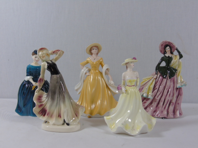 5 Lady figures to include Coalport and Royal Doulton Cherie HN2341