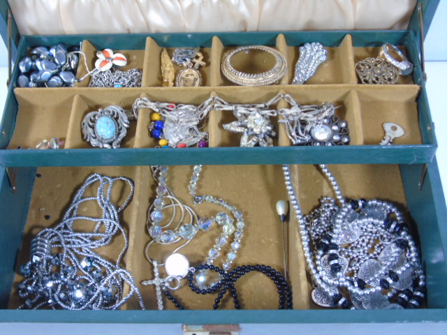 Jewellery box with contents - Image 2 of 2