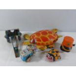 5 Vintage toys to include tin plate