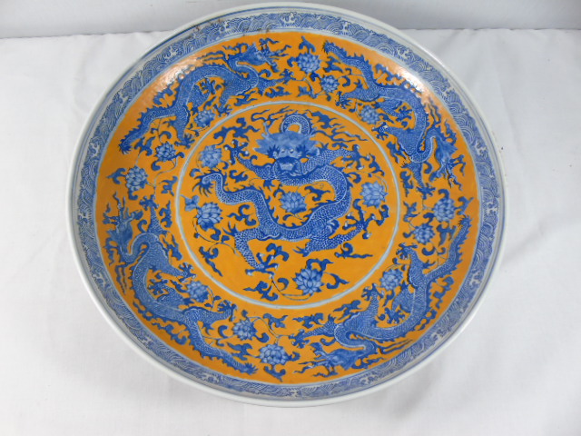 Large oriental blue and orange charger approx. 16" dia