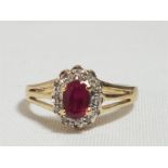 9ct Gold red and white stone set ring