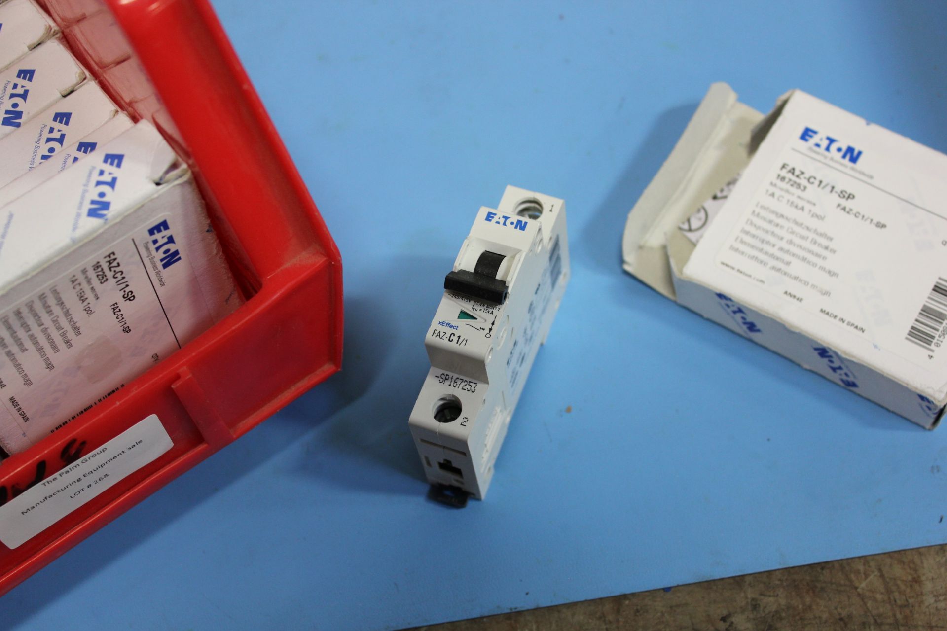 NEW EATON CIRCUIT BREAKERS - Image 4 of 4