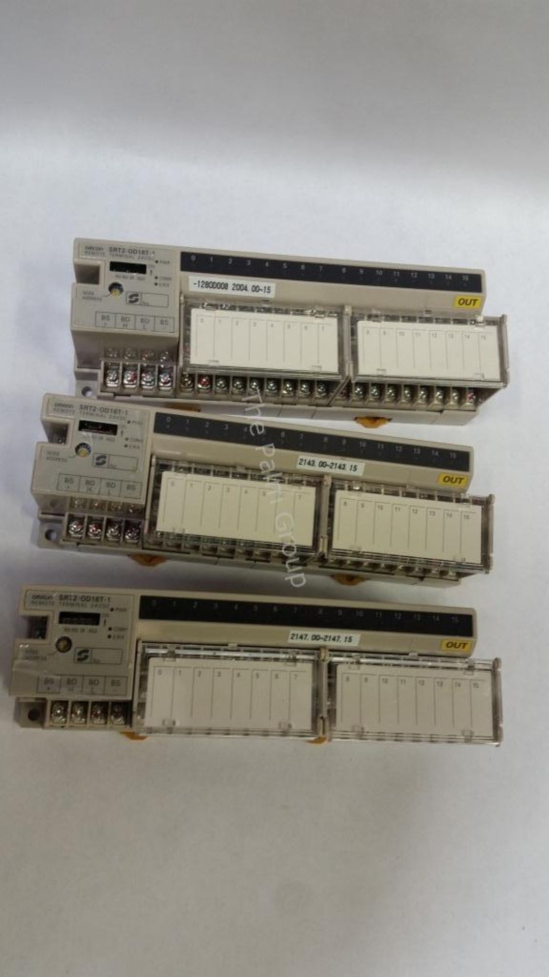 3 OMRON PLC MODULES