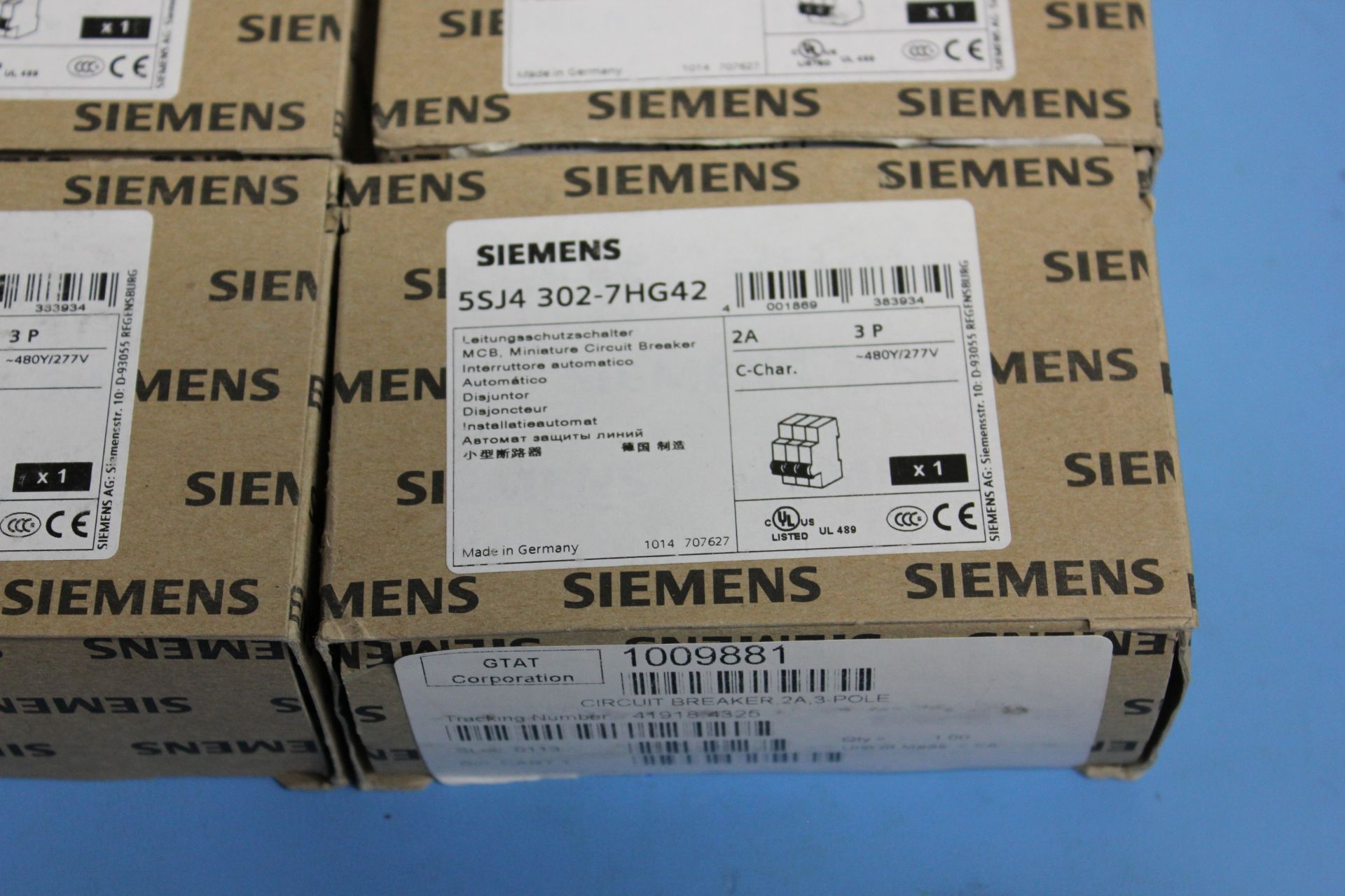 NEW SIEMENS CIRCUIT BREAKERS - Image 2 of 3